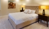Myślisz o zakupie nowego łóżka do sypialni? Sprawdź, co warto wiedzieć o popularnych materiałach obiciowych