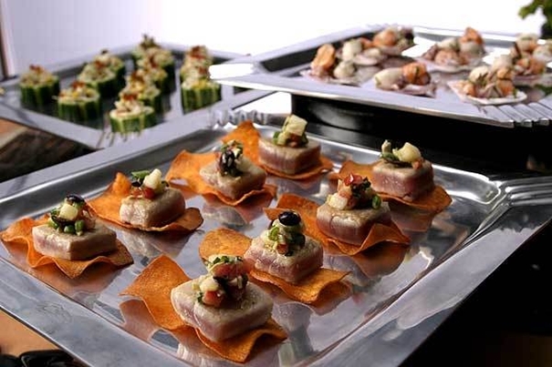 What qualities make a caterer stand class apart from rest caterers?