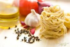 Healthy Recipes to keep you Fit - Chicken and Peach Salad