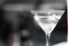 Know the essentials about hosting a cocktail party