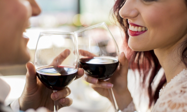 Kieliszki do wina – co warto wiedzieć, jak je wybrać?