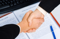 Zatrudnienie Ukraińców w praktyce – jak zrobić to legalnie i bez chaosu organizacyjnego?