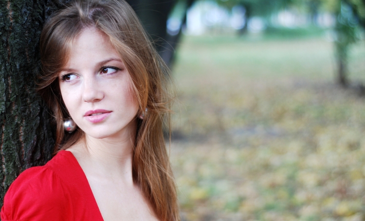 Mikrodermabrazja czy peeling kawitacyjny – co wybrać w okresie letnim?