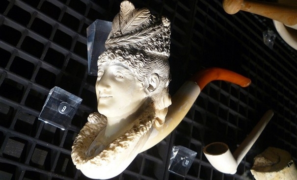 Collecting Antique Meerschaum Pipes as a Hobby