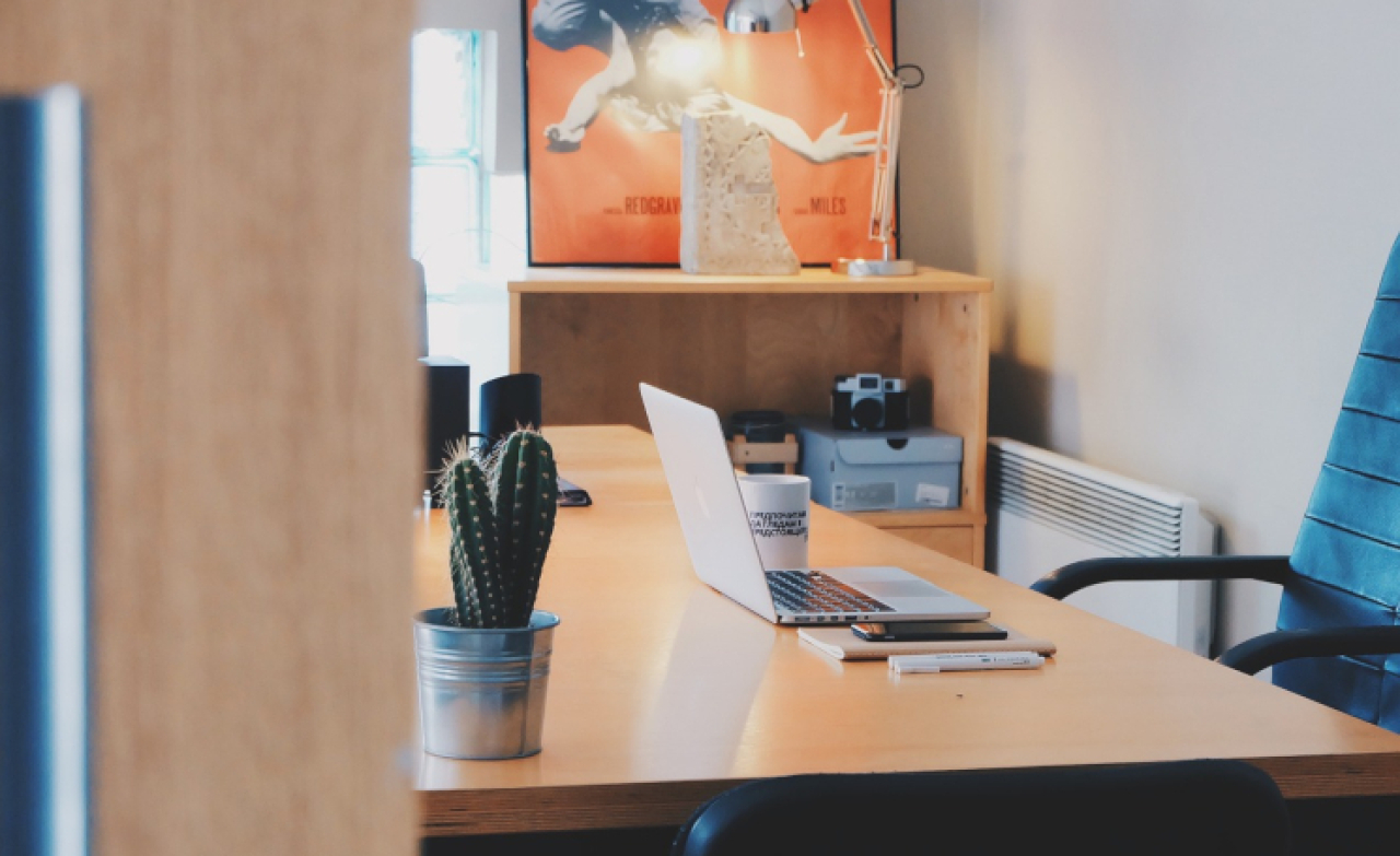 Pomiary oświetlenia na stanowisku pracy